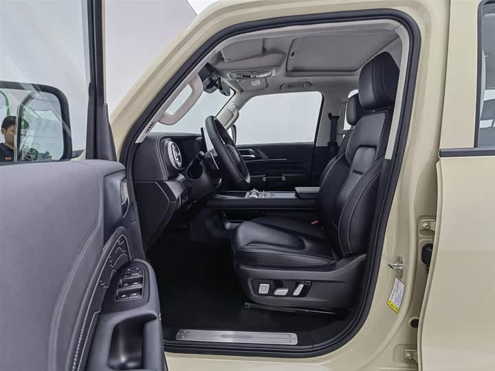 Tank 300 Hybrid 2025 2025款 Hi4-T 37.1kWh