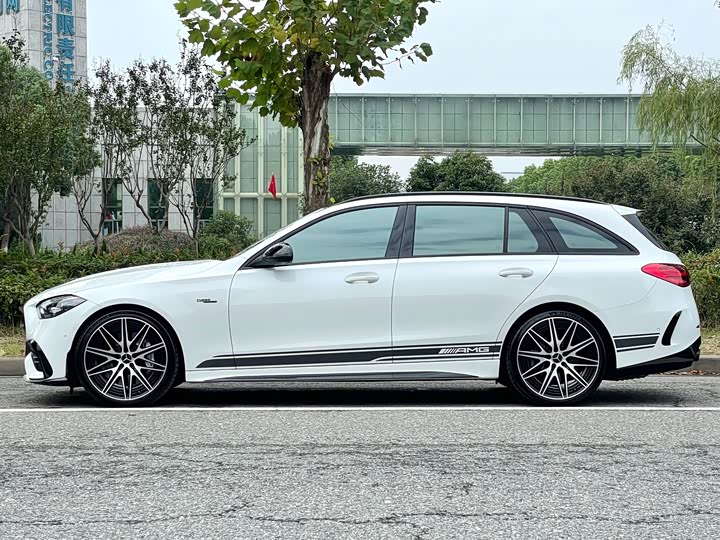 Mercedes-Benz C-Class AMG 2023 2023款 AMG C 43 4MATIC 旅行轿车 特别版