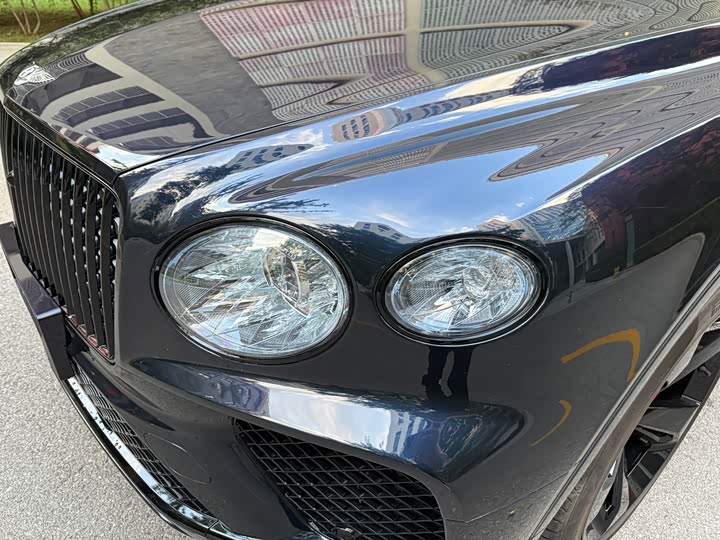 Bentley Bentayga 2023 2023款 4.0T V8 长轴距版