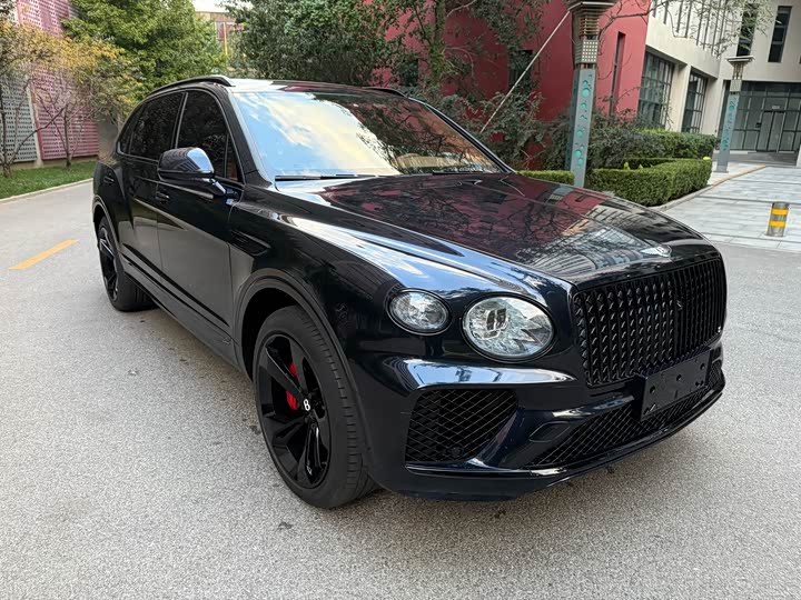 Bentley Bentayga 2023 2023款 4.0T V8 长轴距版