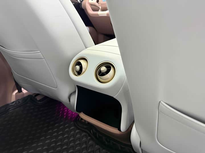 Avatr 07 2024 2024款 Ultra纯电版四驱