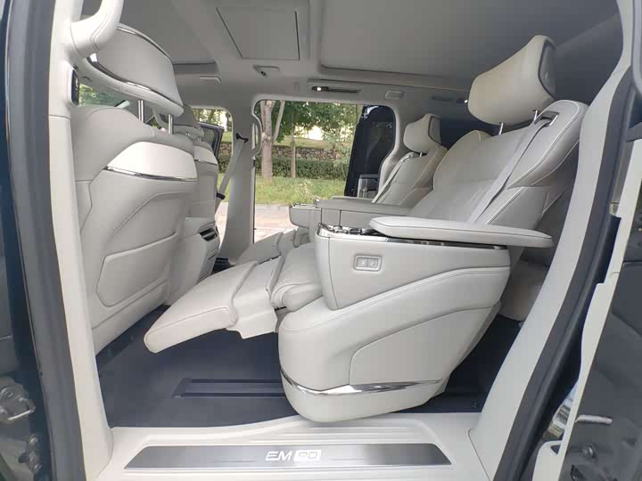 Volvo EM90 2025 2025款 Ultra 六座