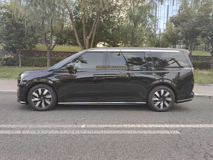 Volvo EM90 2025 2025款 Ultra 六座