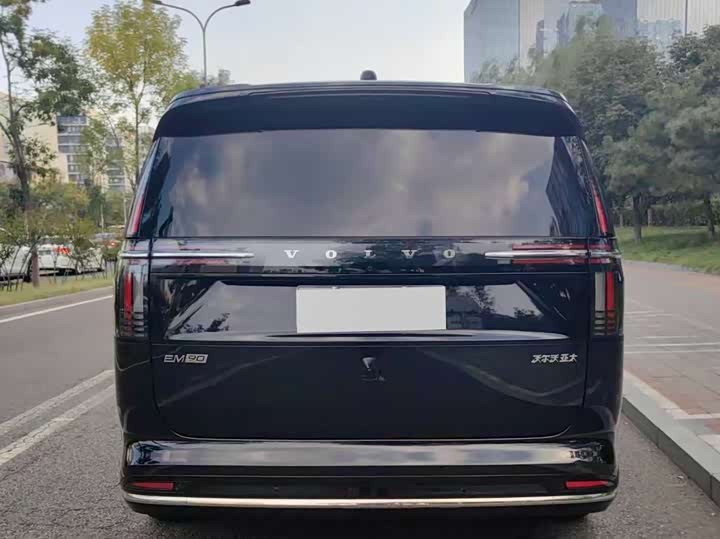 Volvo EM90 2025 2025款 Ultra 六座