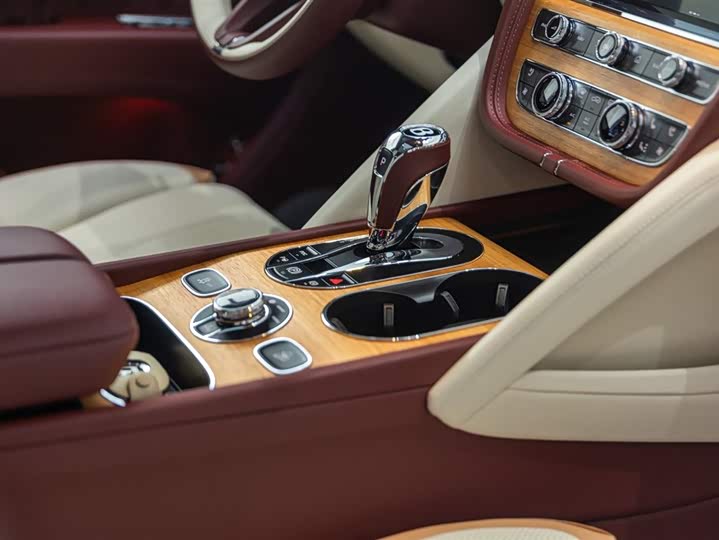 Bentley Bentayga Hybrid 2023 2023款 3.0T PHEV