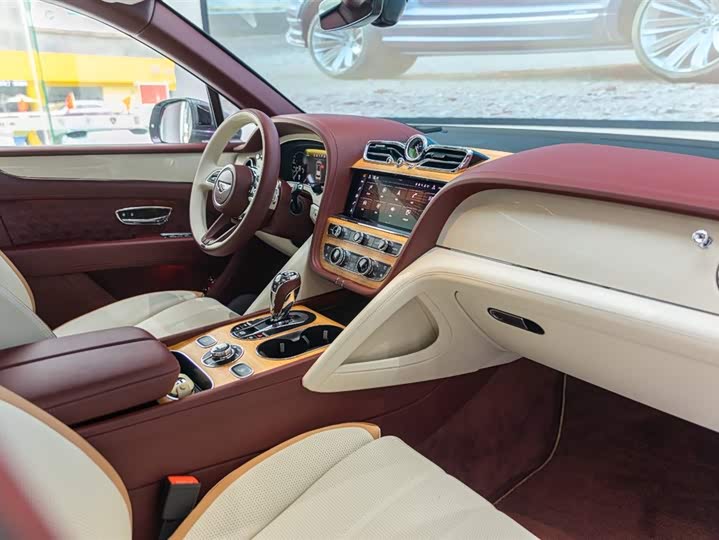 Bentley Bentayga Hybrid 2023 2023款 3.0T PHEV