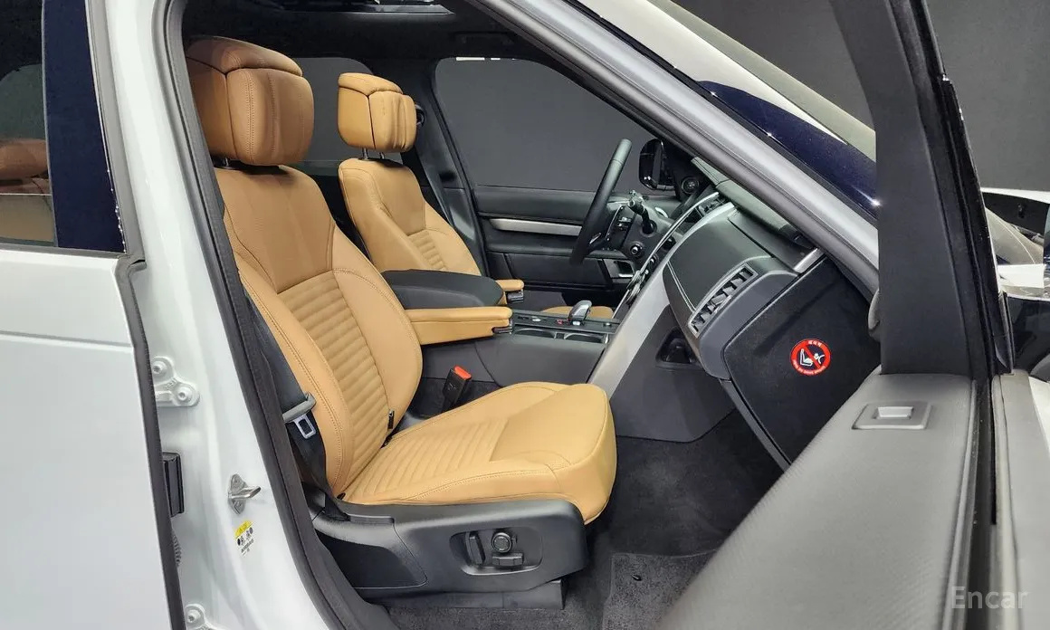 Land Rover Discovery 2017 P360 Dynamic HSE