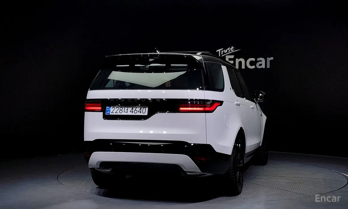 Land Rover Discovery 2017 P360 Dynamic HSE