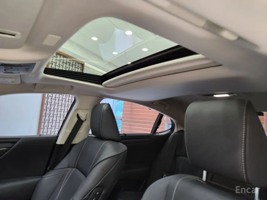 Lexus ES 2018 Executive