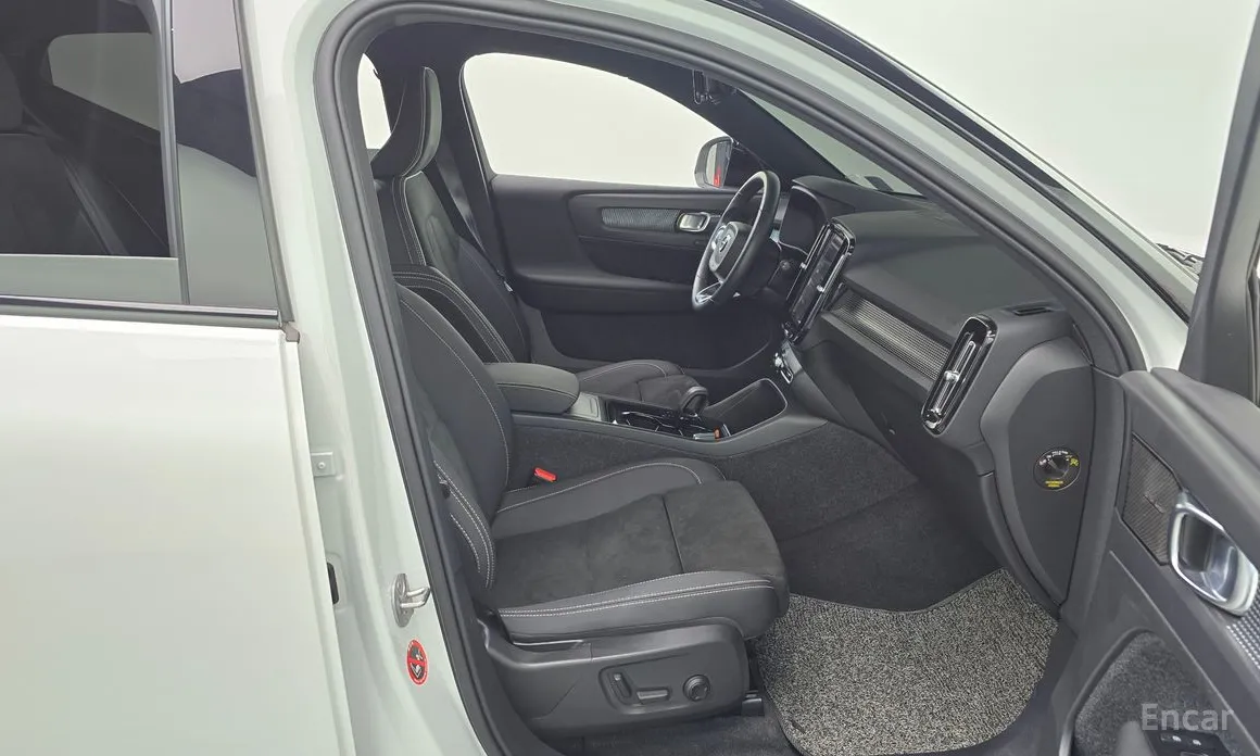 Volvo XC40 2022 Twin Ultimate