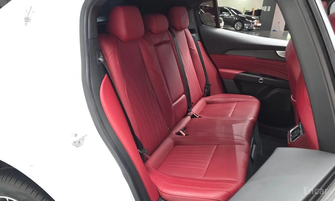 Maserati Grecale 2022 2.0 AWD GT