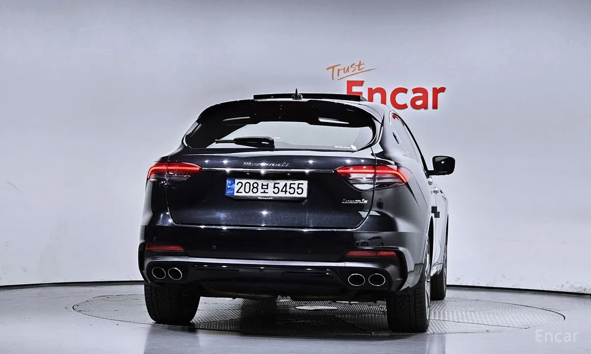 2016 Maserati Levante