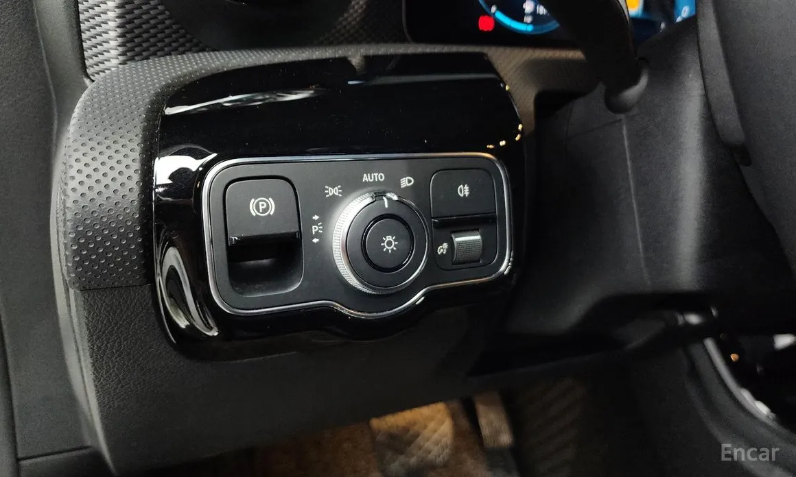 Mercedes-Benz A-Class 2019 A220 Sedan