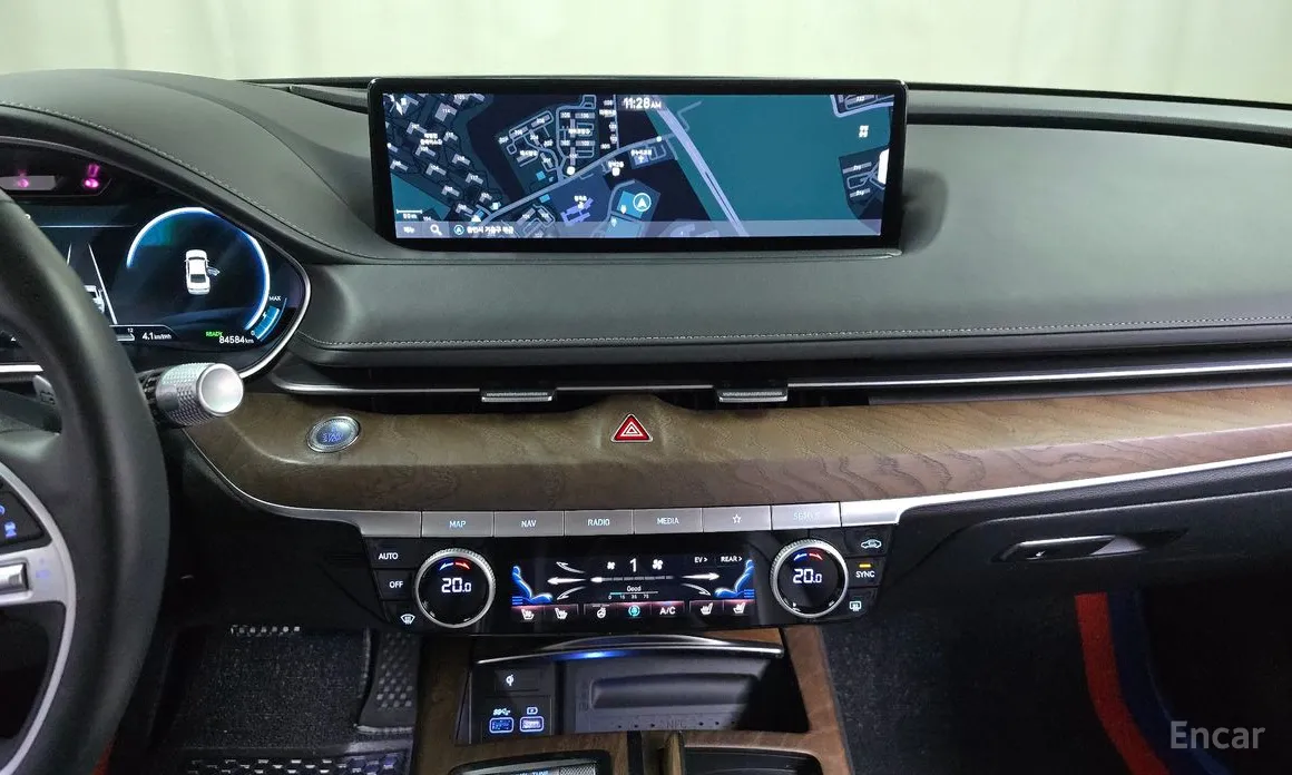 Genesis G80 2021 e-AWD