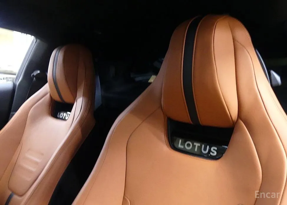 Lotus Emira 2021 3.5