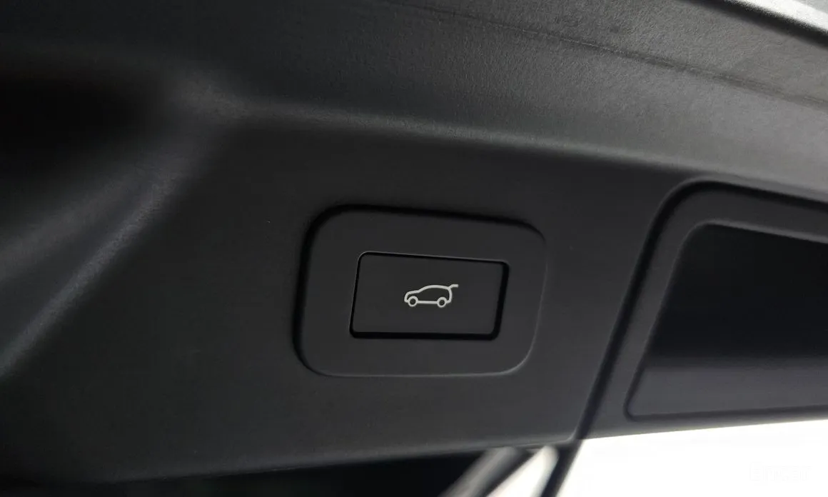 Land Rover Range Rover Velar 2017 3.0 P400 Dynamic HSE