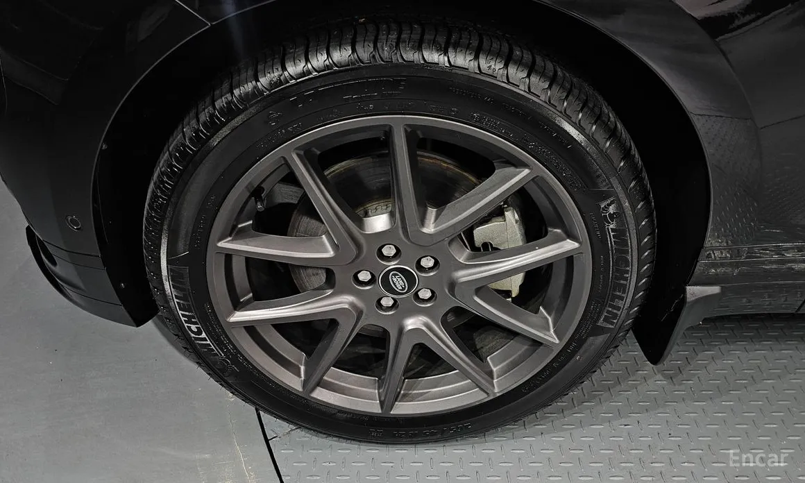 Land Rover Range Rover Velar 2017 3.0 P400 Dynamic HSE