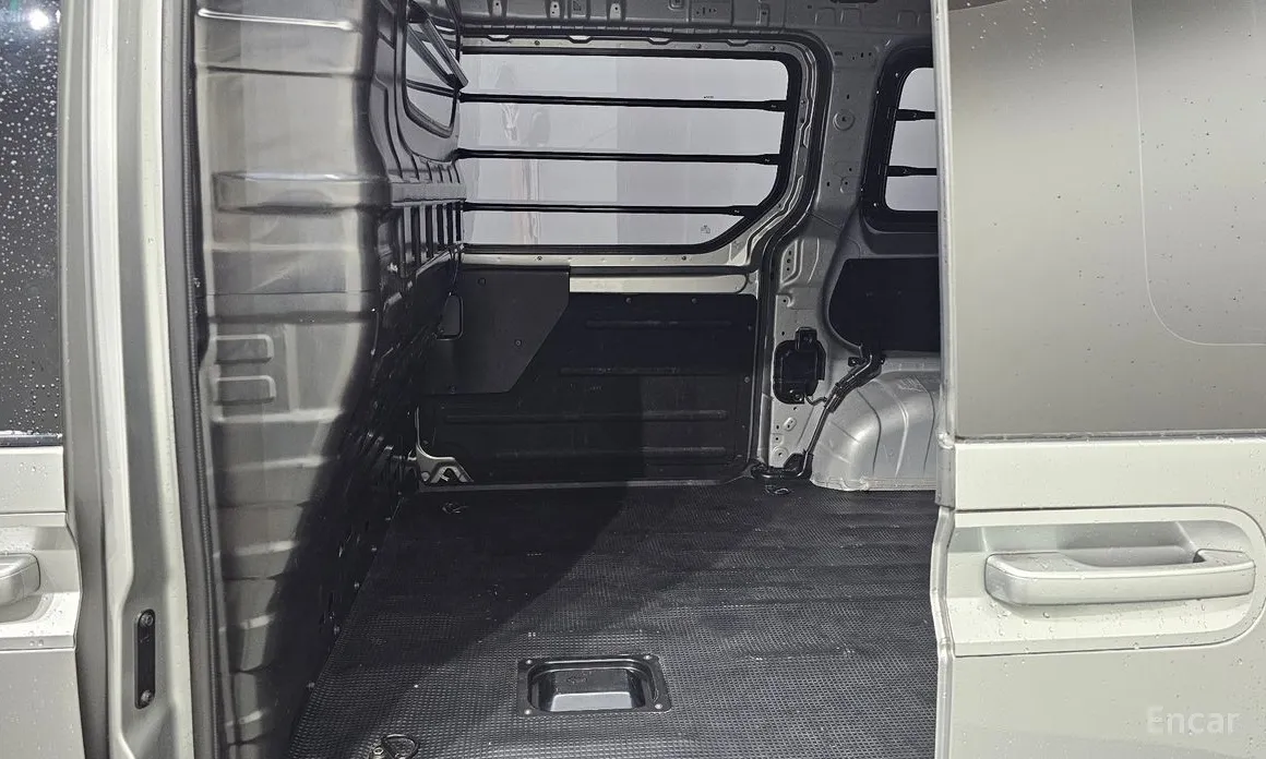 Hyundai Staria 2021 Cargo 3-Seater