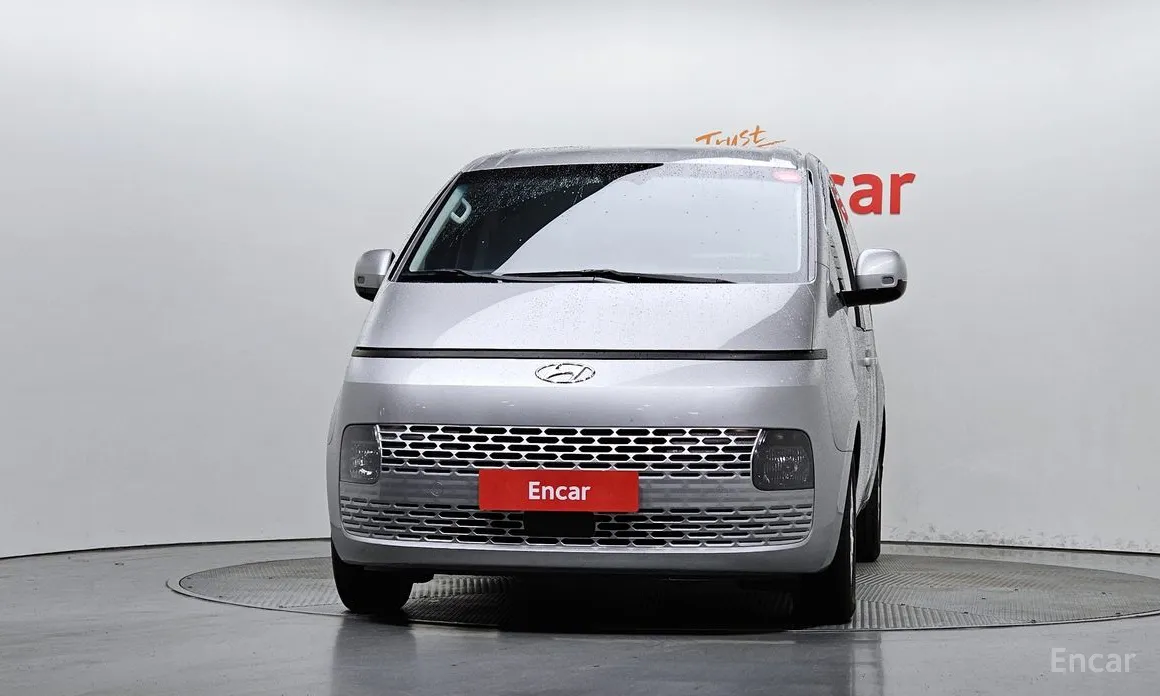 2021 Hyundai Staria