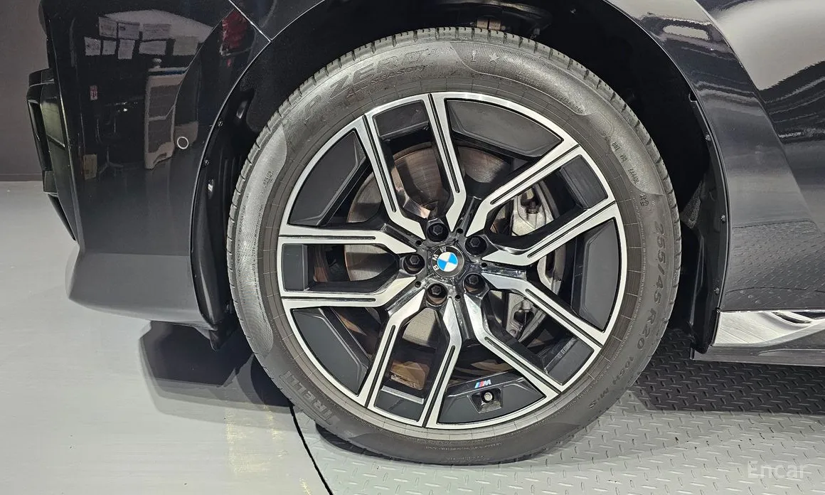 BMW i7 2022 xDrive 60 M sport
