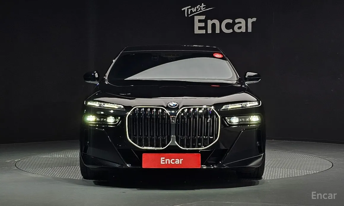 BMW i7 2022 xDrive 60 M sport