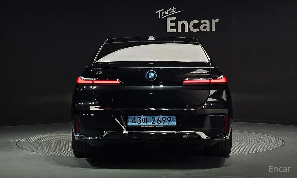 BMW i7 2022 xDrive 60 M sport