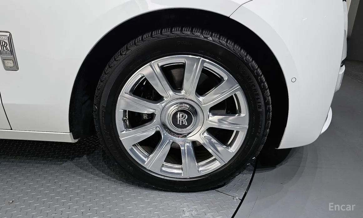 Rolls-Royce Ghost 2020 6.7 V12