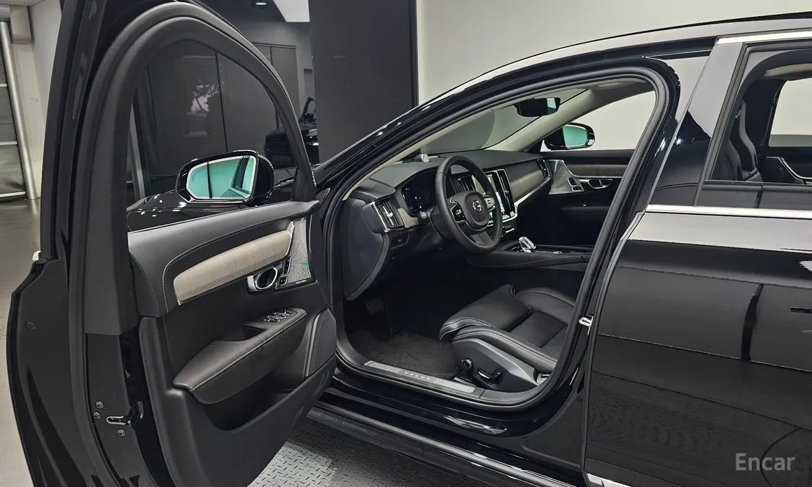 Volvo S90 2016 B6 AWD Ultra Bright