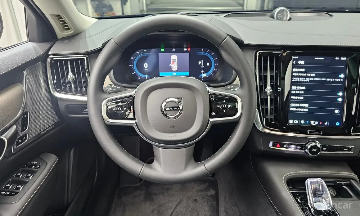 Volvo S90 2016 B6 AWD Ultra Bright