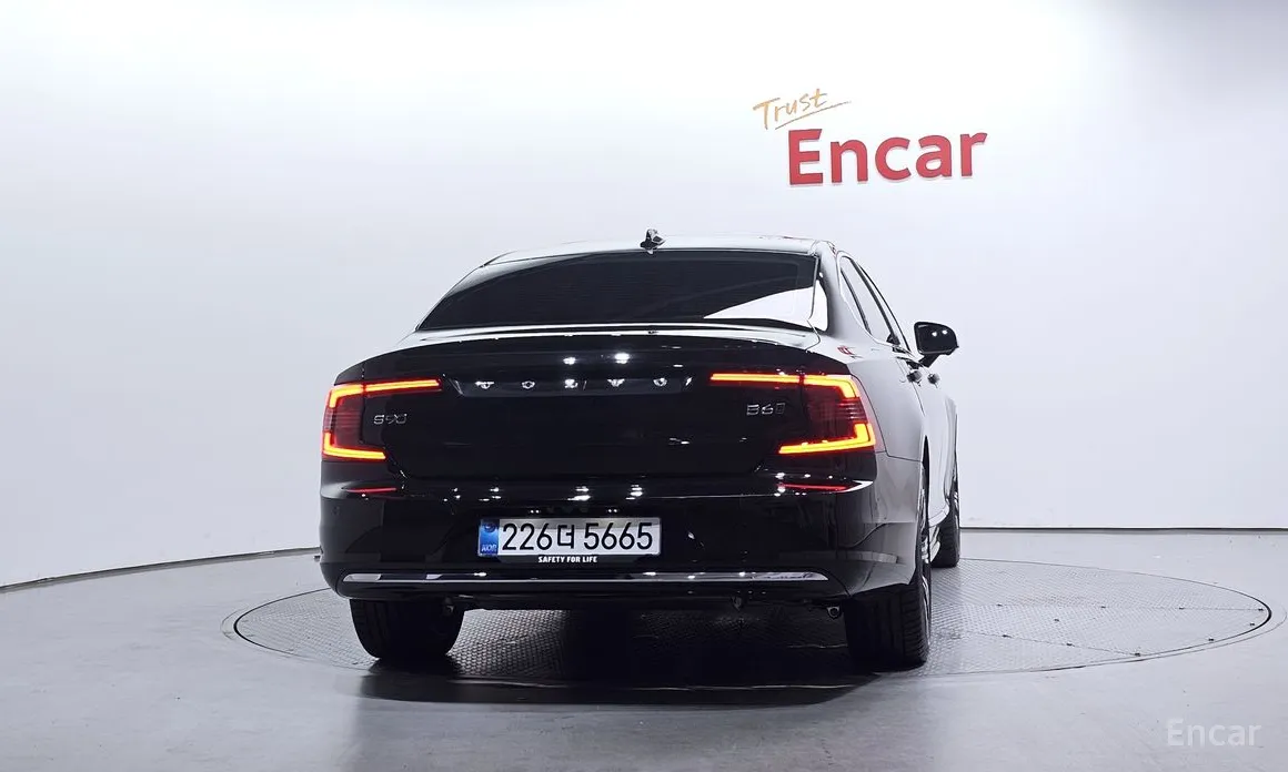 Volvo S90 2016 B6 AWD Ultra Bright