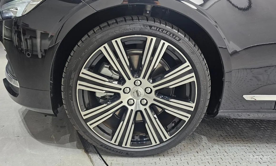 Volvo S90 2016 B6 AWD Ultra Bright