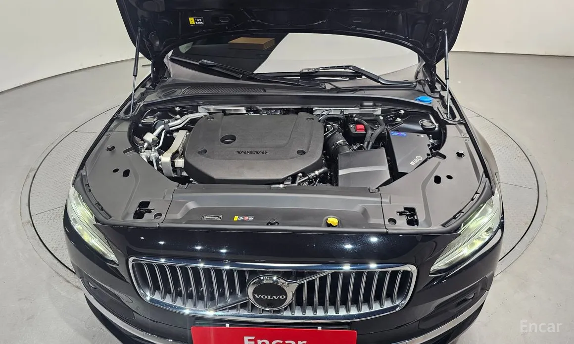 Volvo S90 2016 B6 AWD Ultra Bright