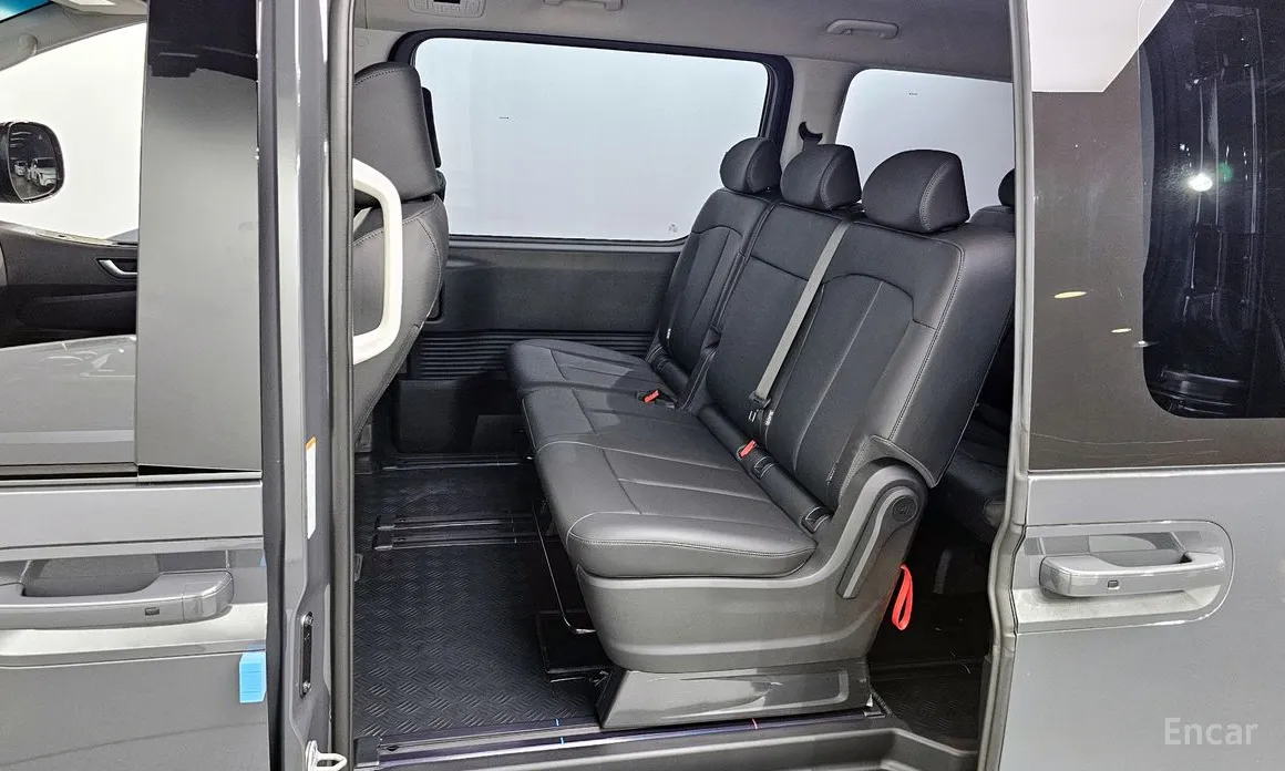 Hyundai Staria 2021 Tourer 9-Seater