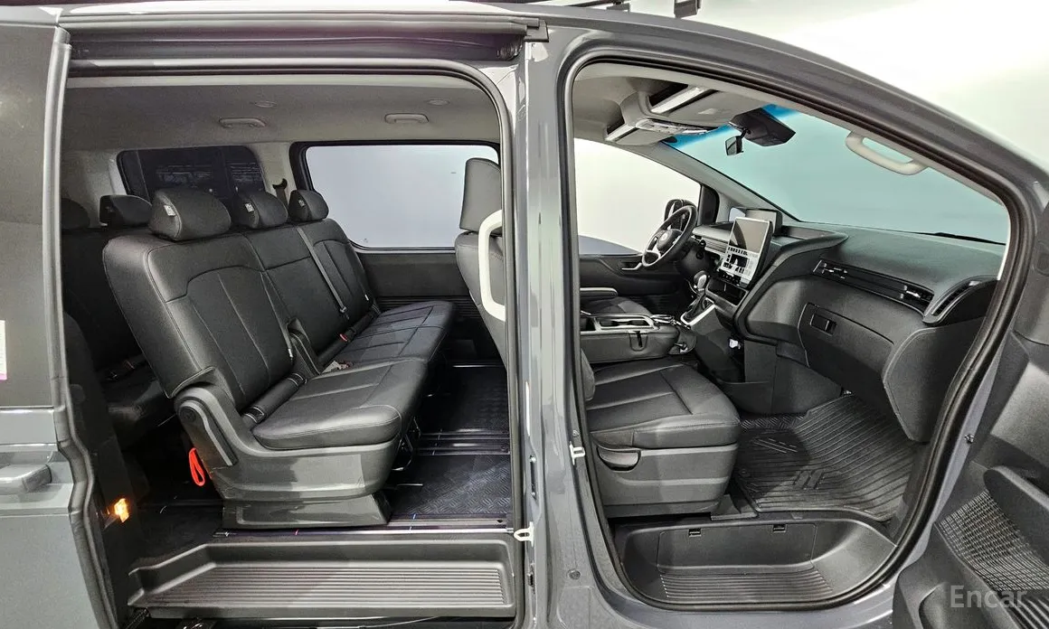 Hyundai Staria 2021 Tourer 9-Seater