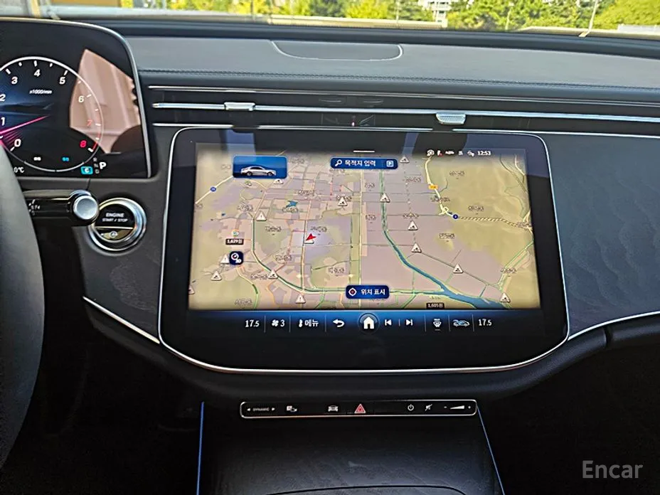 Mercedes-Benz E-Class 2024 E200 Avantgarde