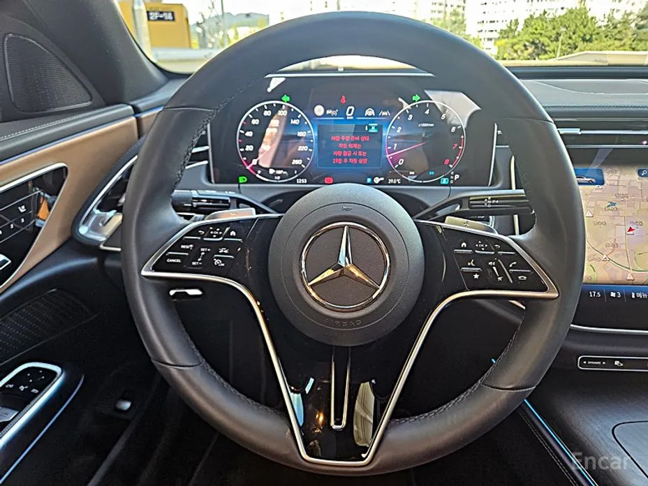 Mercedes-Benz E-Class 2024 E200 Avantgarde