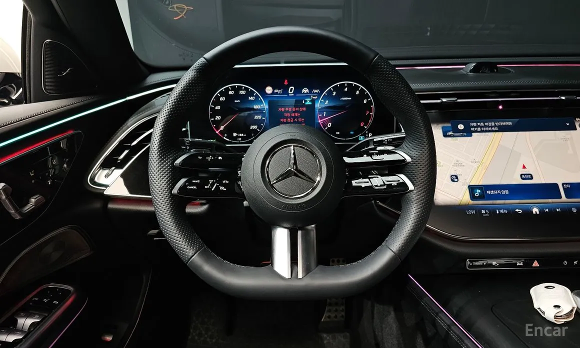 Mercedes-Benz E-Class 2024 E300 4MATIC AMG Line