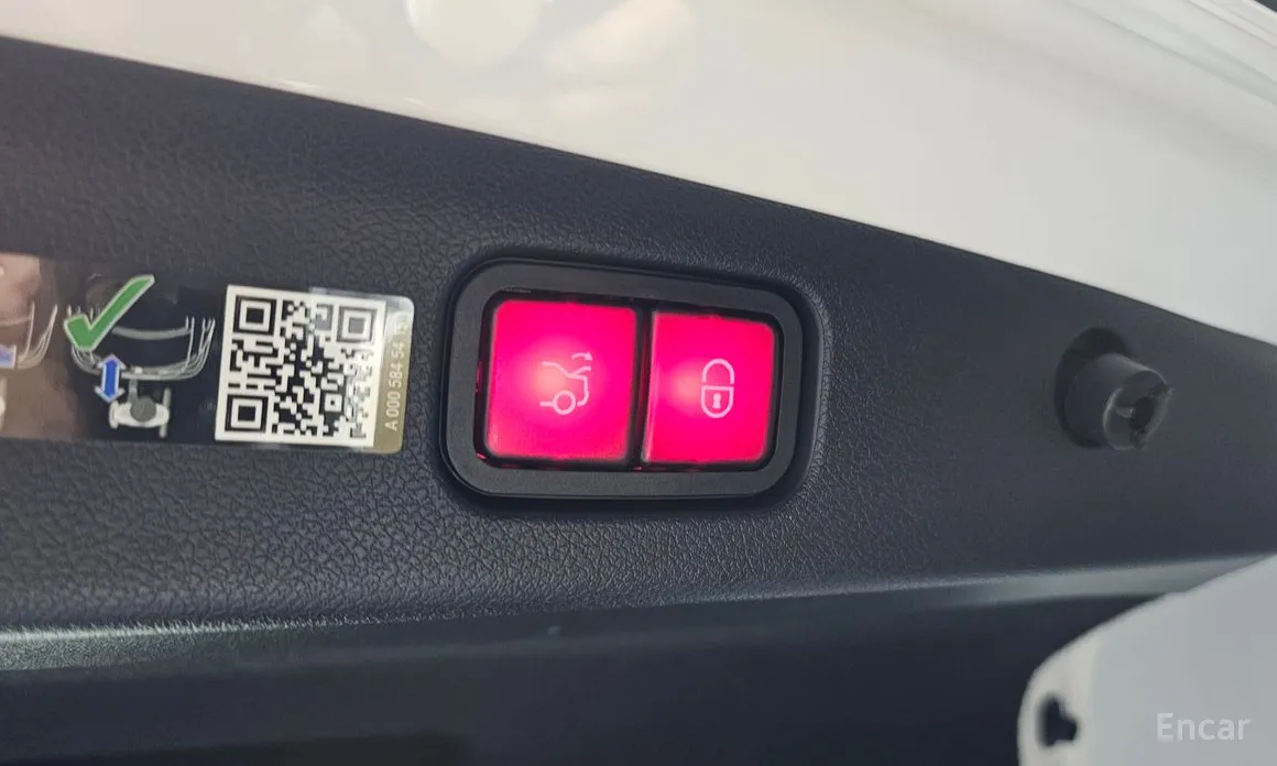 Mercedes-Benz E-Class 2024 E300 4MATIC AMG Line