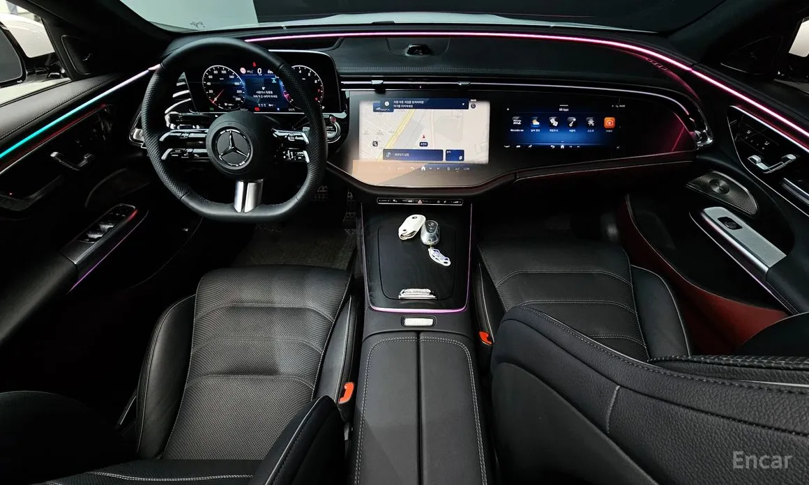 Mercedes-Benz E-Class 2024 E300 4MATIC AMG Line