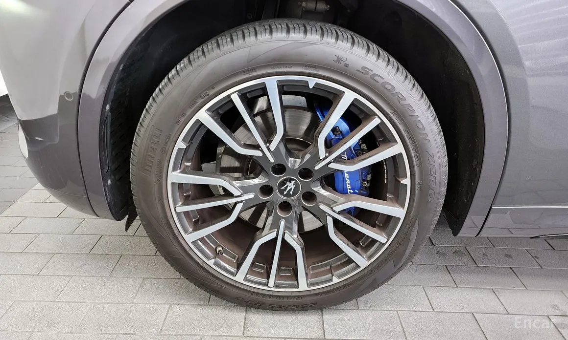 Maserati Grecale 2022 2.0 AWD Modena