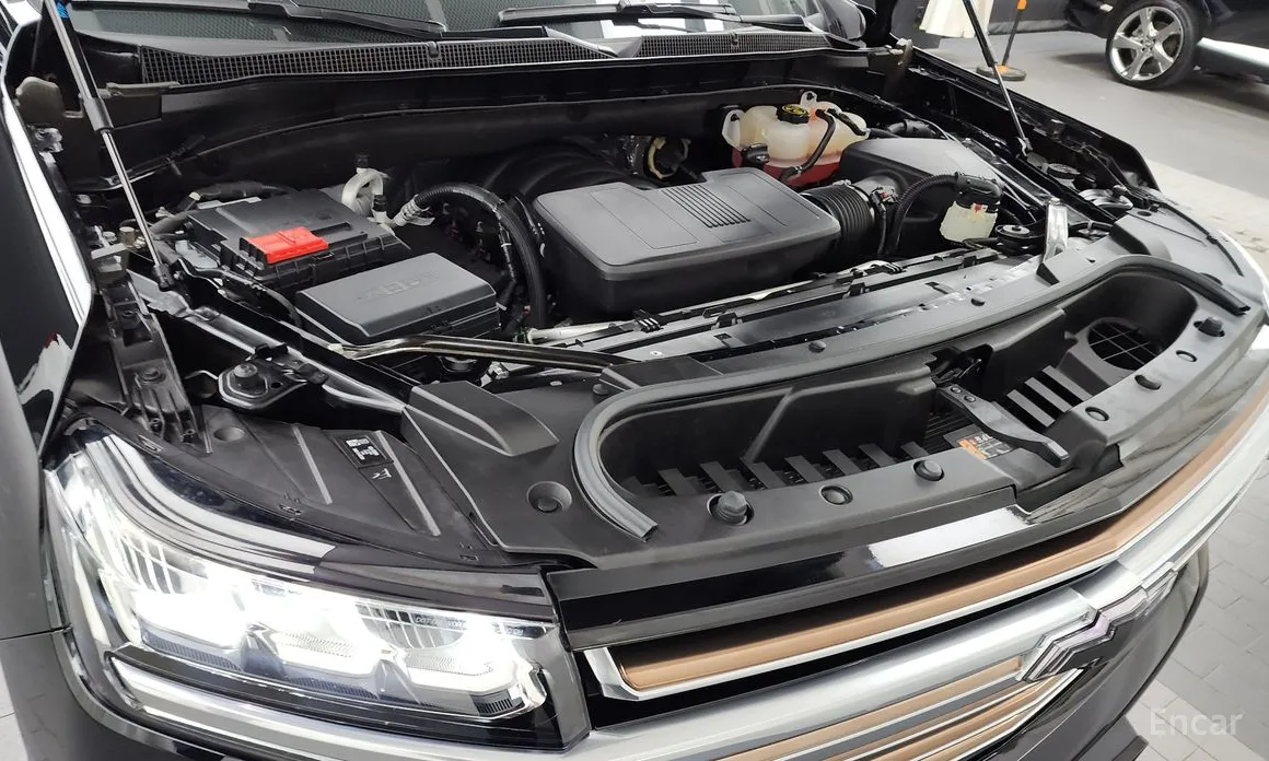 Chevrolet Tahoe 2022 6.2 Dark Knight 4WD