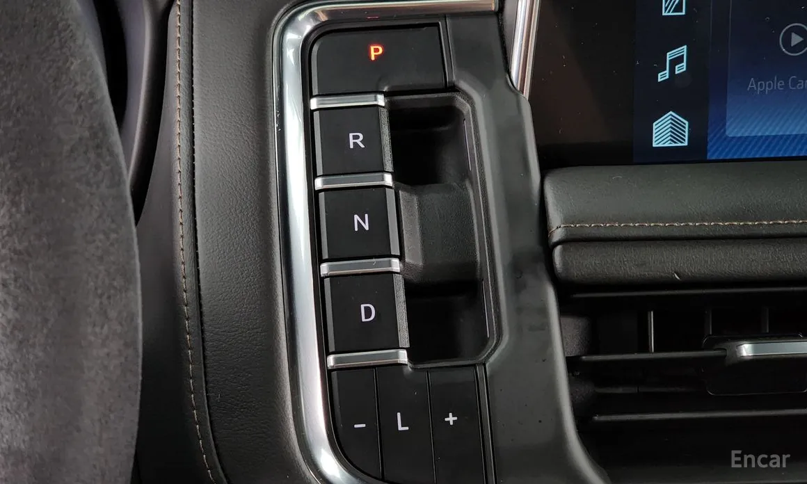 Chevrolet Tahoe 2022 6.2 Dark Knight 4WD