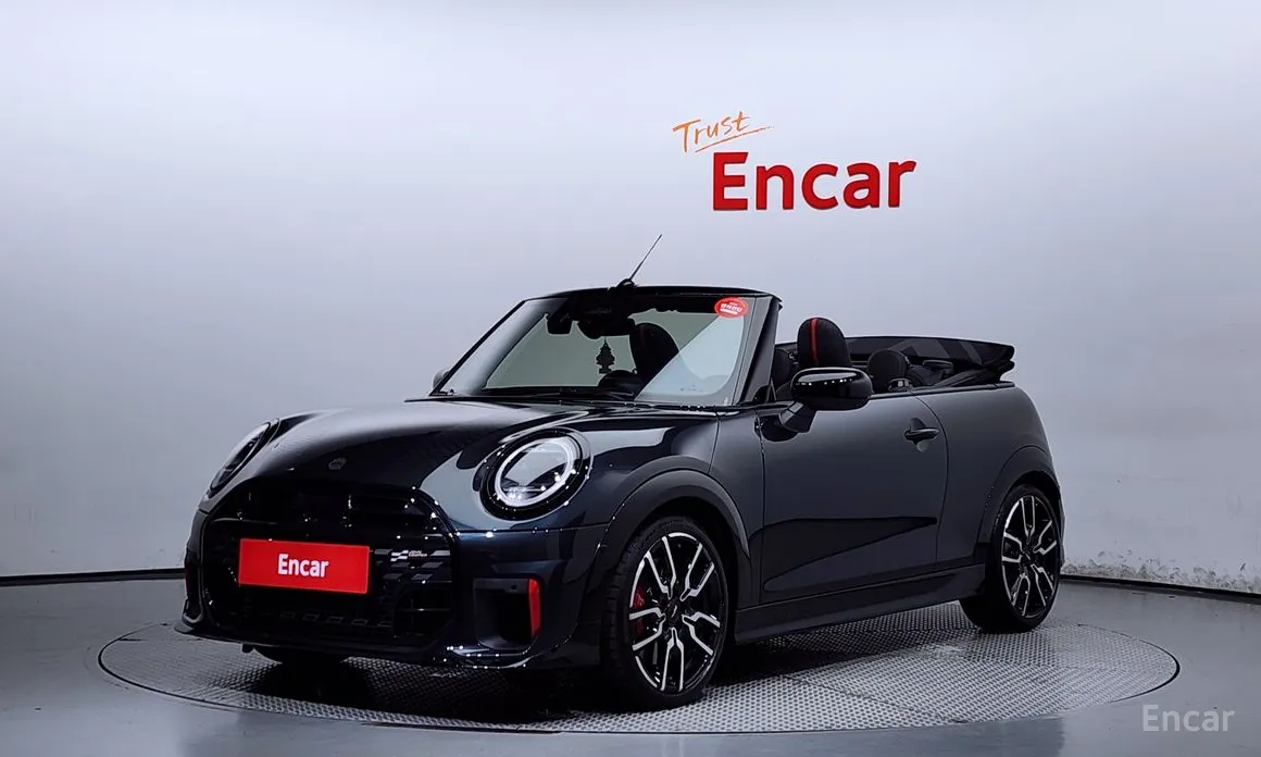 Mini Cooper Convertible 2025 JCW