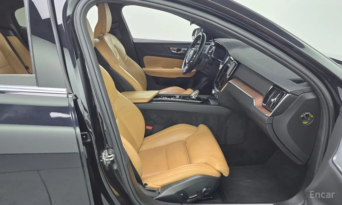 Volvo S60 2019 B5 Inscription