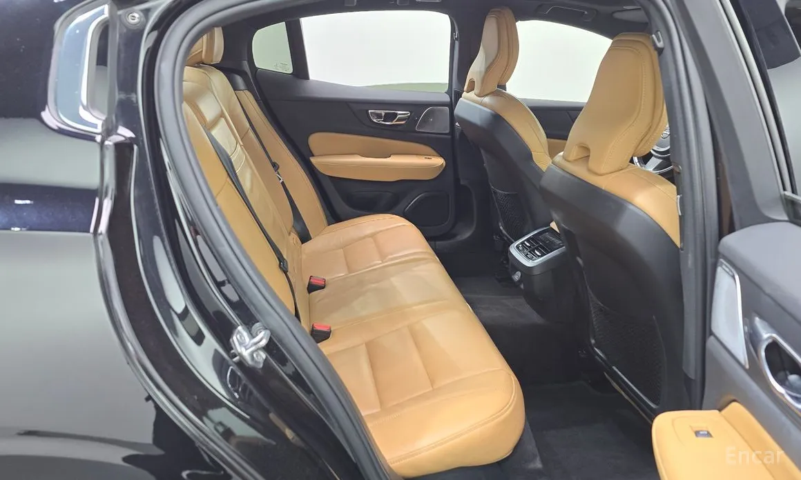 Volvo S60 2019 B5 Inscription