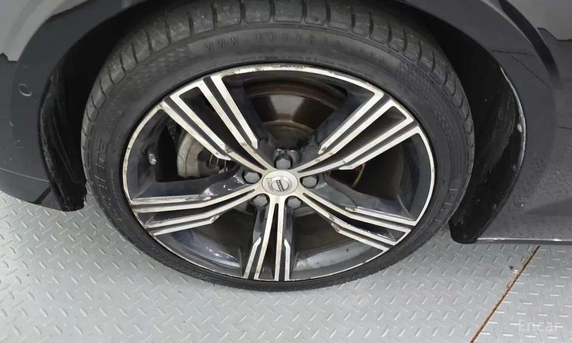 Volvo S60 2019 B5 Inscription