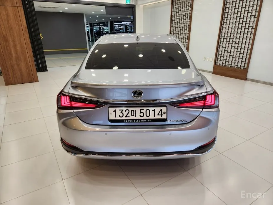 Lexus ES 2018 Executive