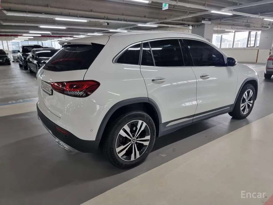 Mercedes-Benz GLA-Class 2020 GLA220