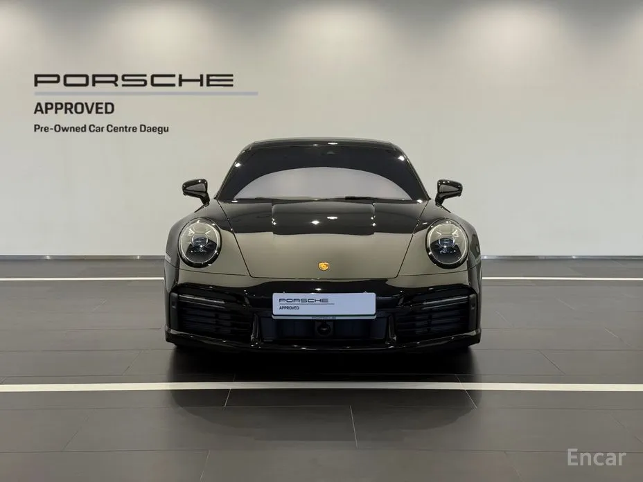 Porsche 911 2019 Turbo S