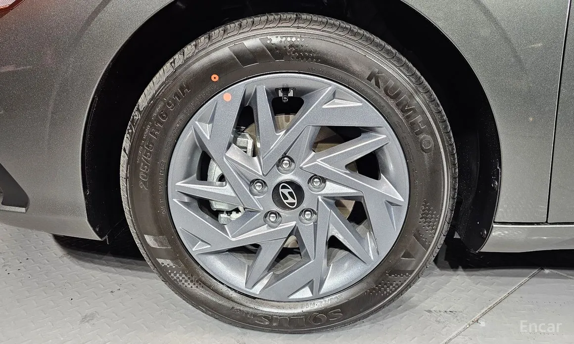 Hyundai Avante 2023 1.6